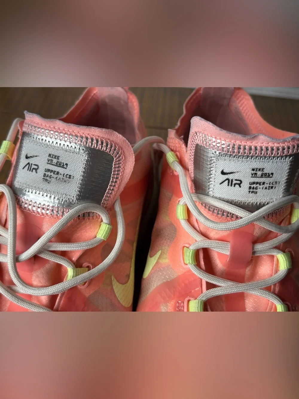 Nike Air VaporMax 2019 Pink Tint Barely Volt Neon Running Shoes Women’s Size 7